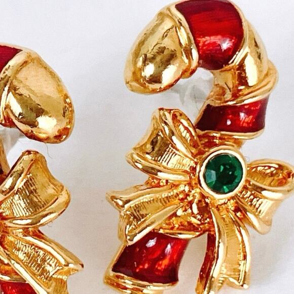 VTG Avon Signed Christmas Candy Cane Earrings Gold Tone Red Enamel Green Stone - Picture 10 of 10